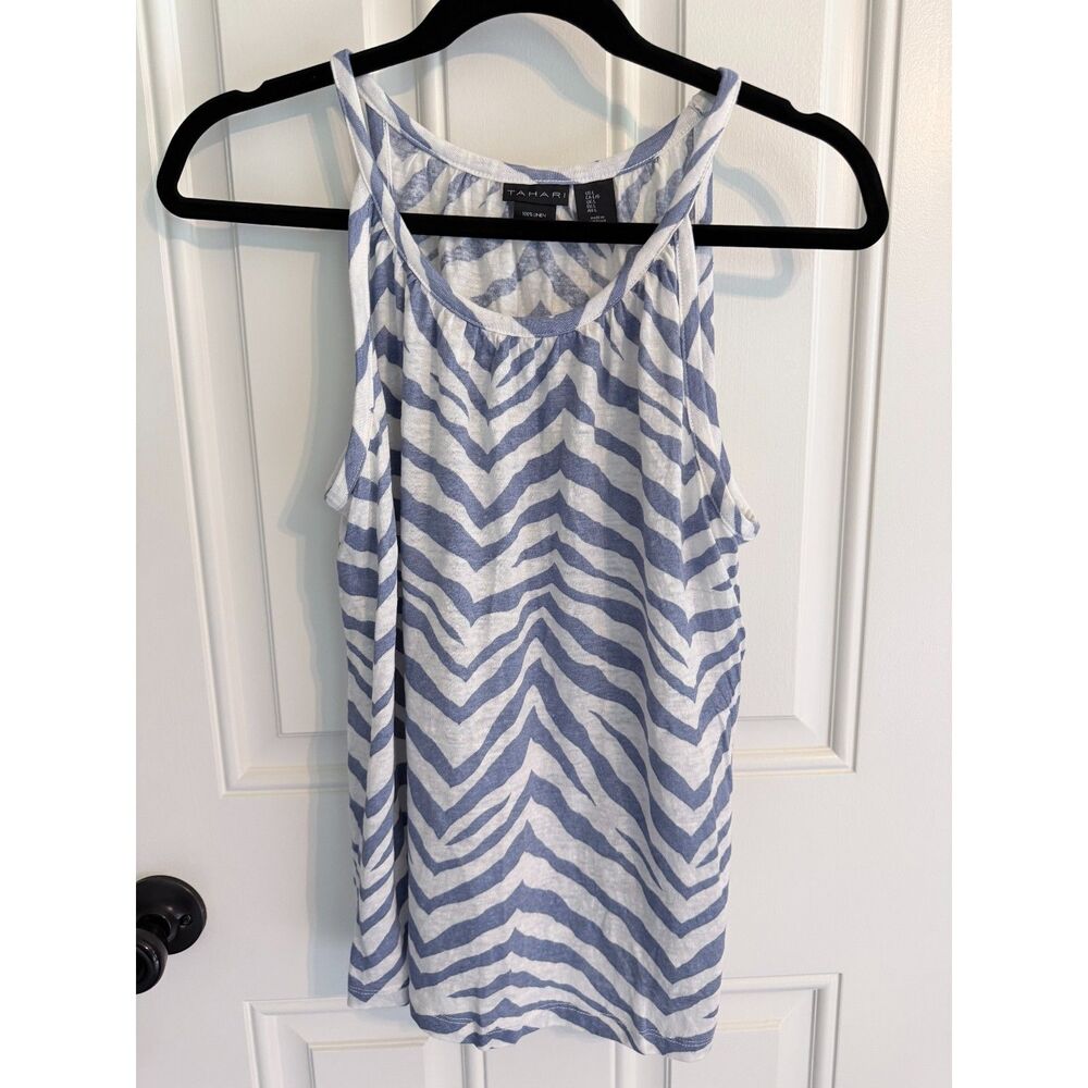 Tahari Top size Large